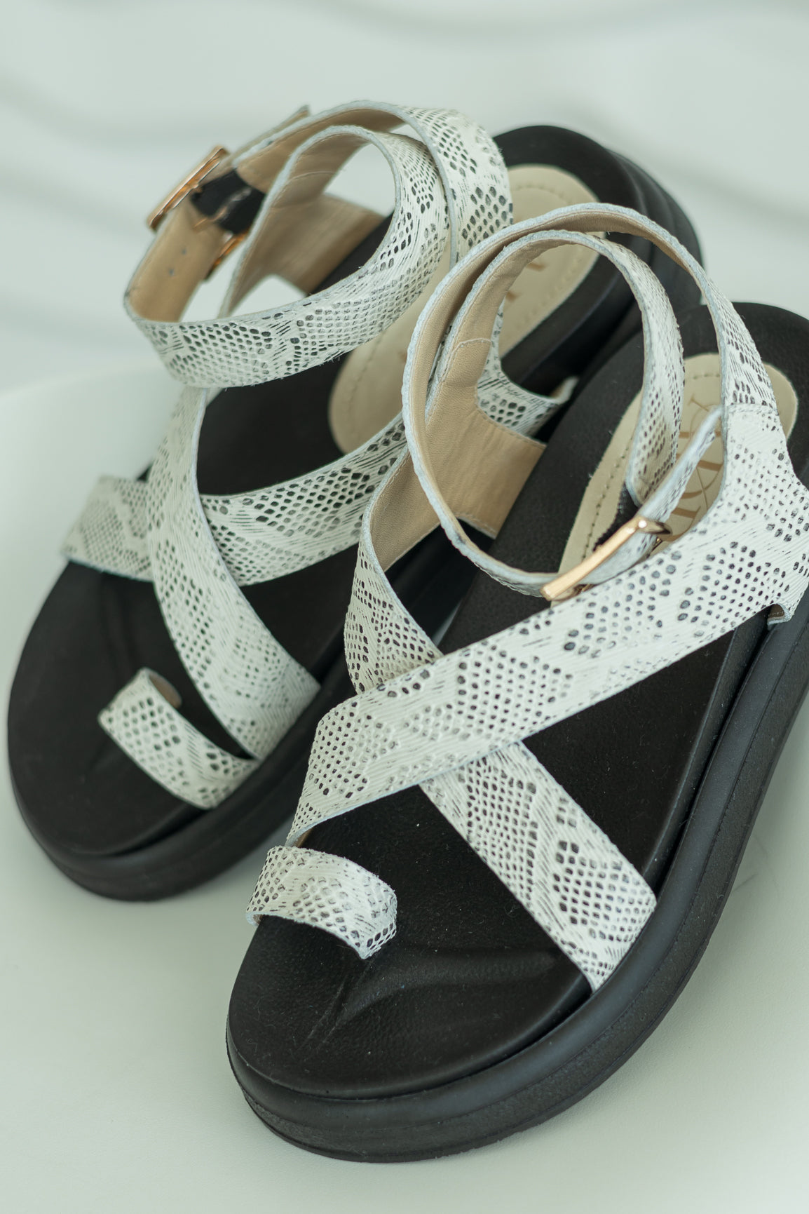 AURA SANDAL